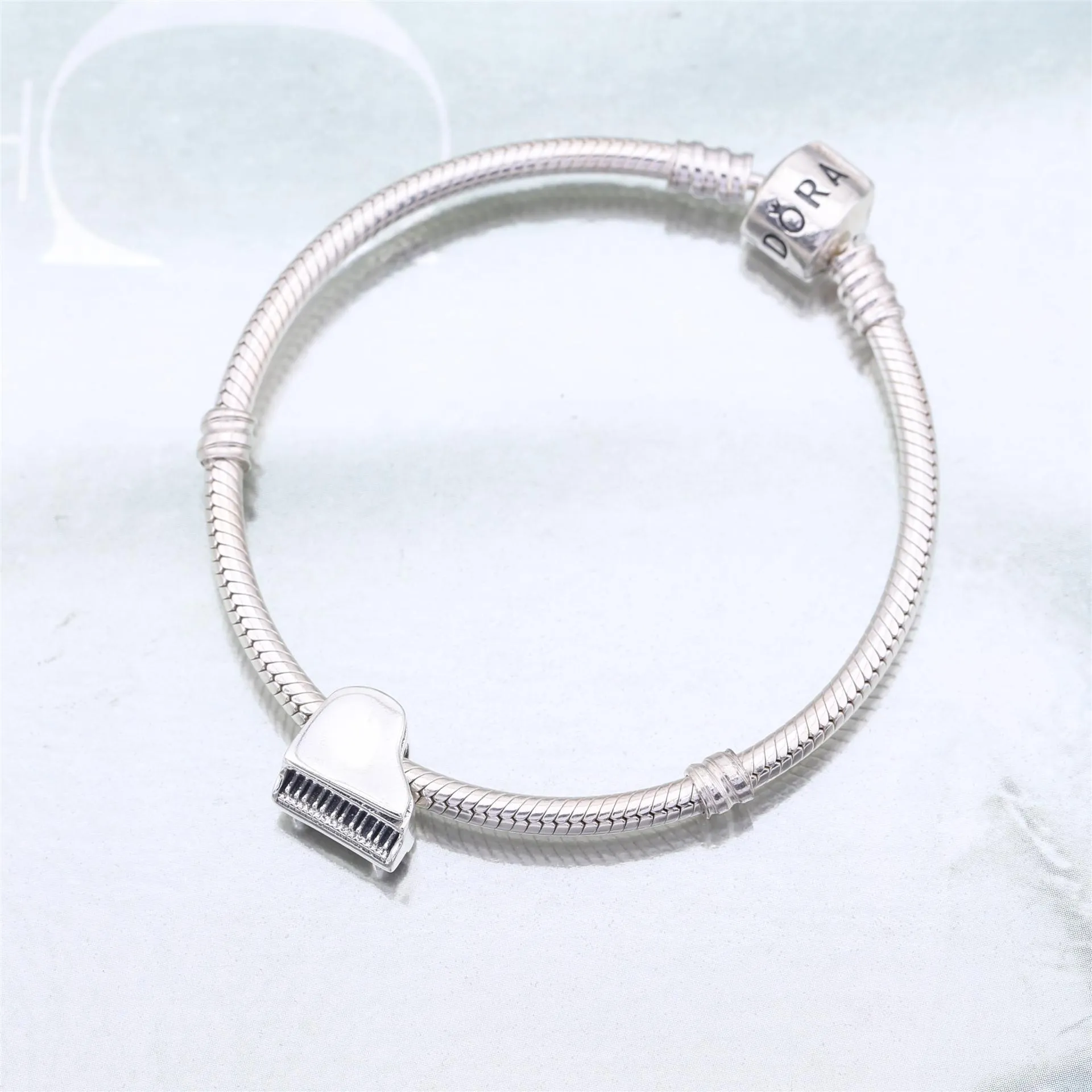 Pandora Piano, charm - 791503