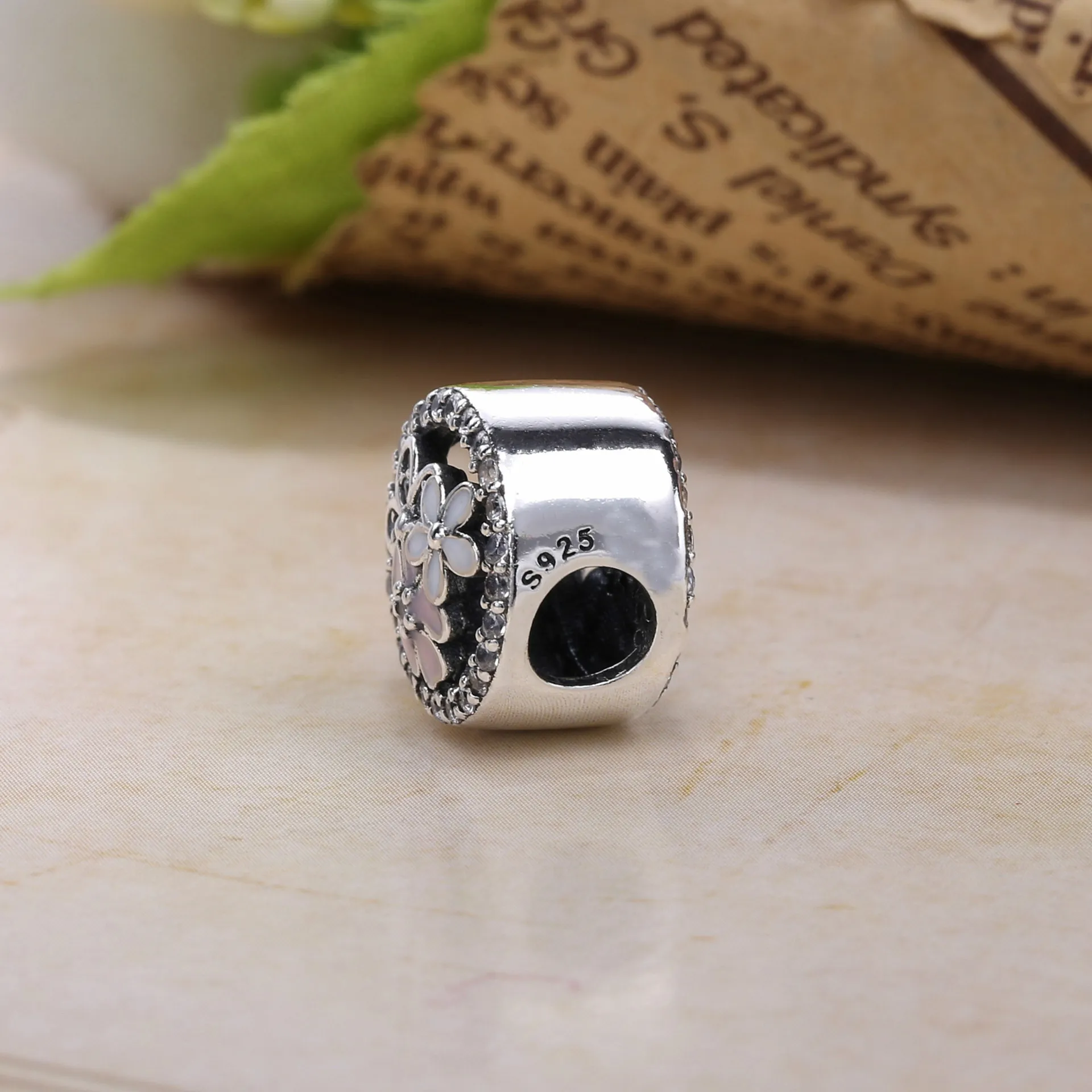 PANDORA poetiske blomster, blandede emaljer og klar Cz Charm - PX00275-1