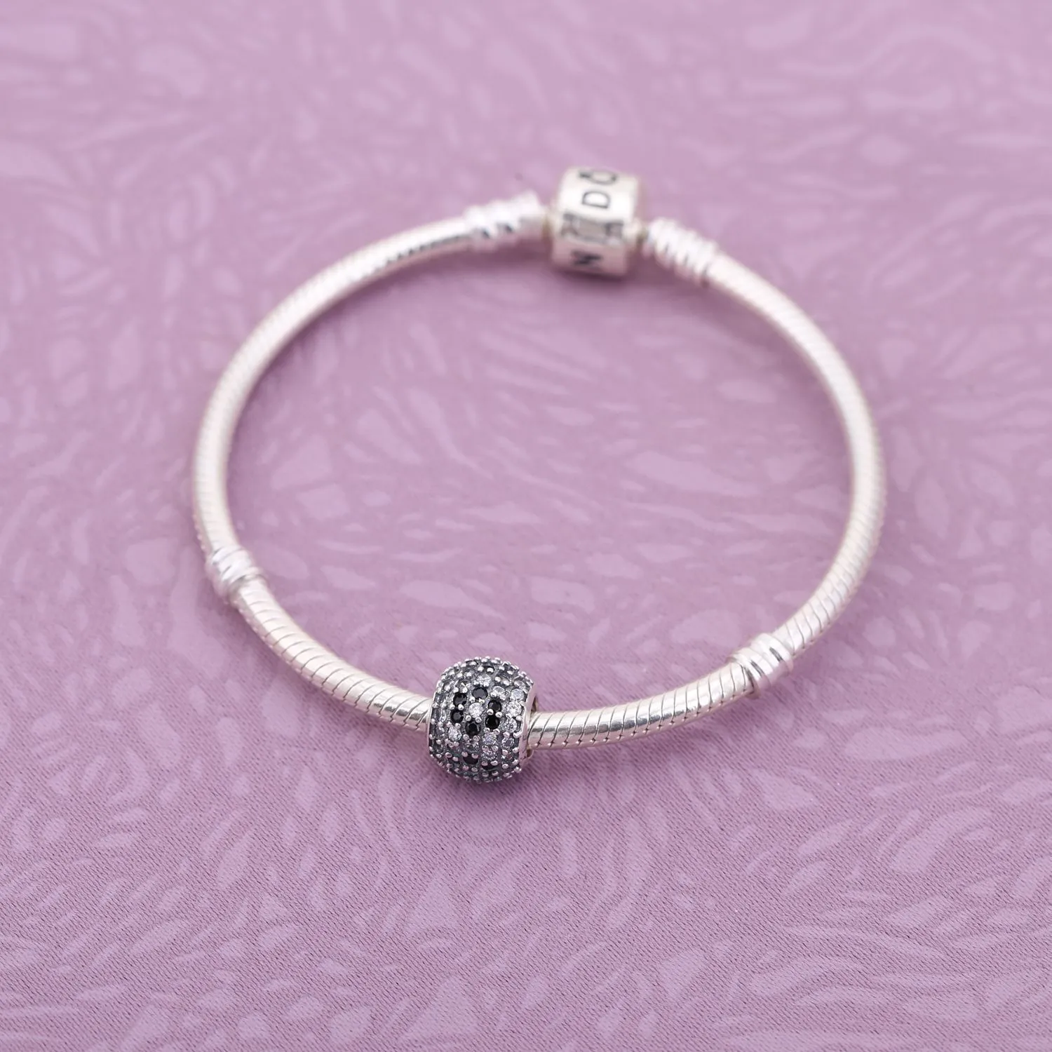 Pandora Svart pavé kirsebærblomst, charm - 791170NCK