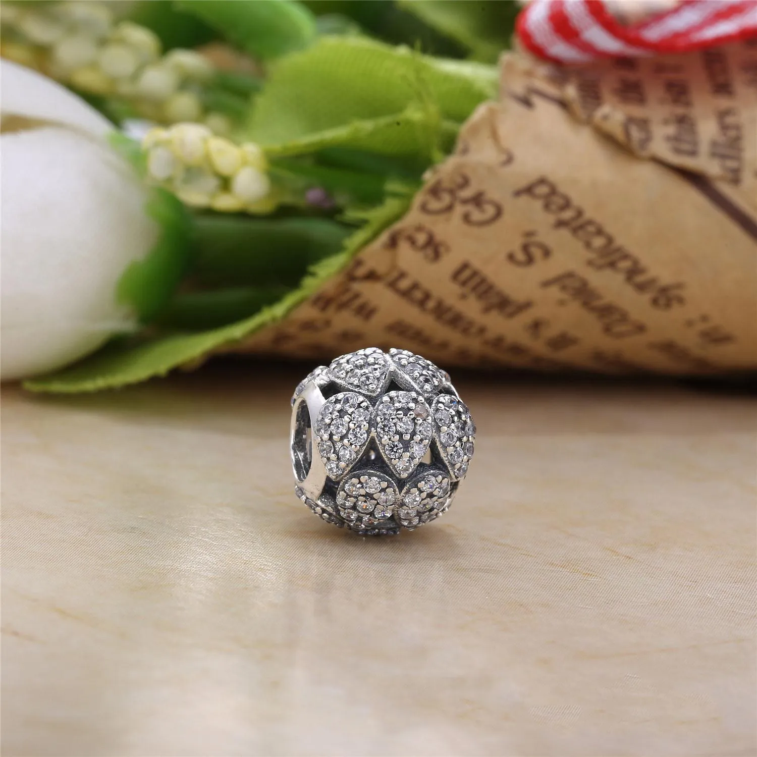 Pandora Teardrop silver charm with clear cubic zirconia - 796271CZ