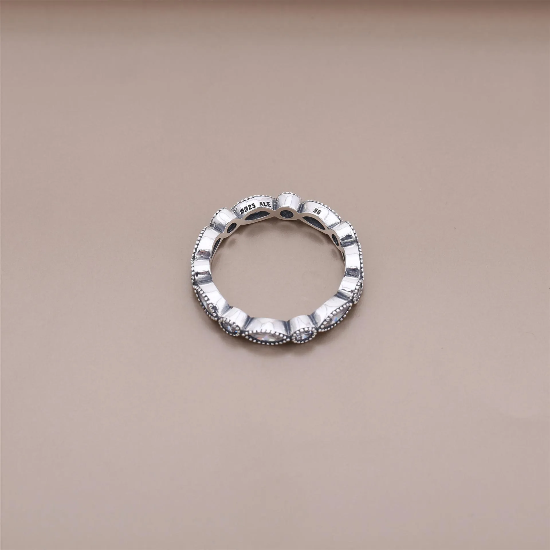 Pandora Alluring Brilliant Marquise - 190940CZ