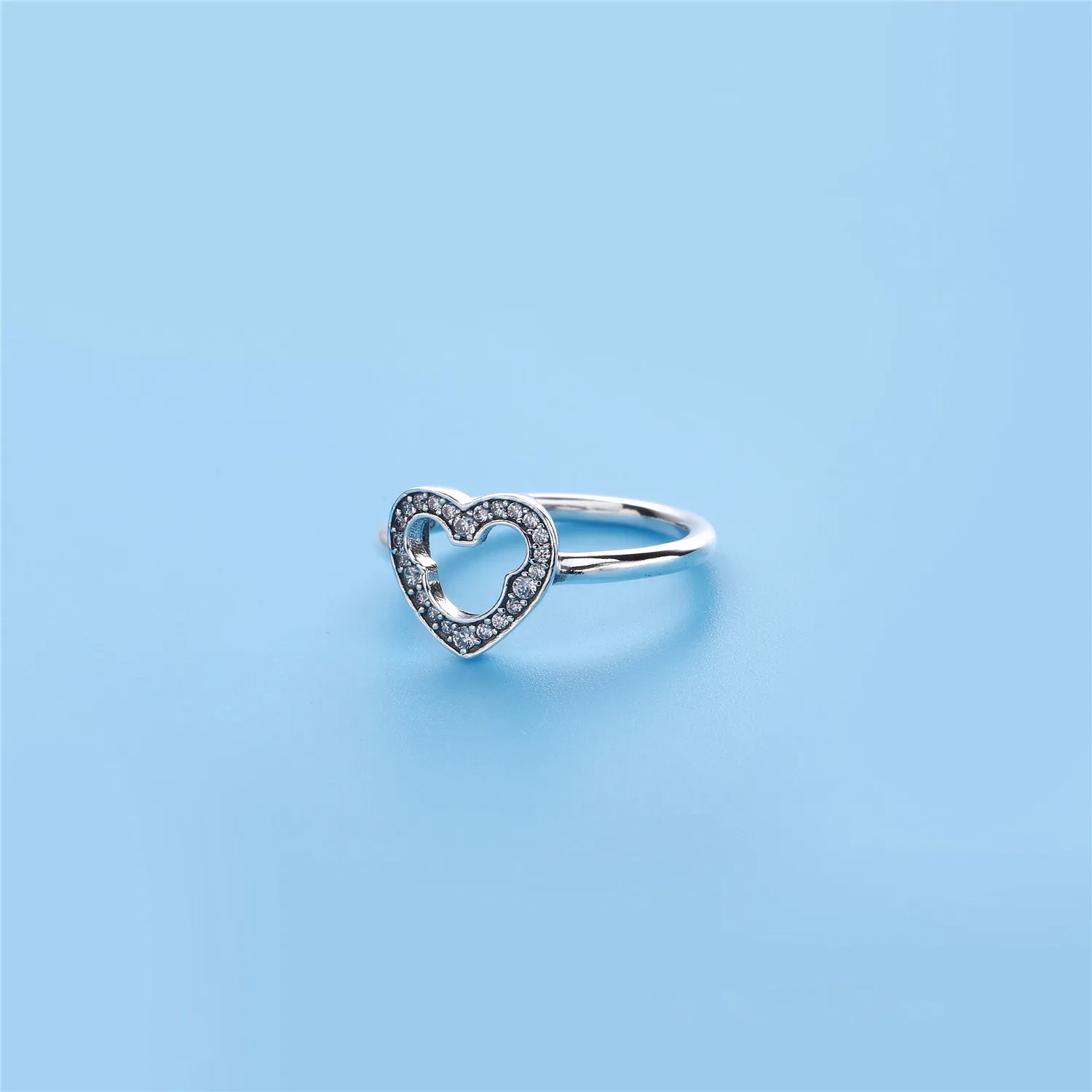 Pandora Disney heart silver ring with cubic zirconia and cut-out Mickey silhouette - 190957CZ