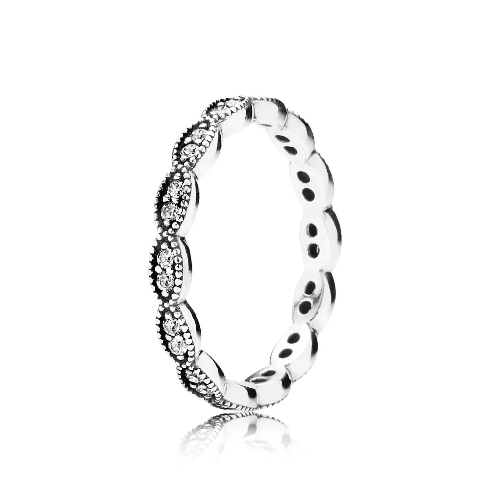 Pandora Sparkling Leaves Band - 190923CZ