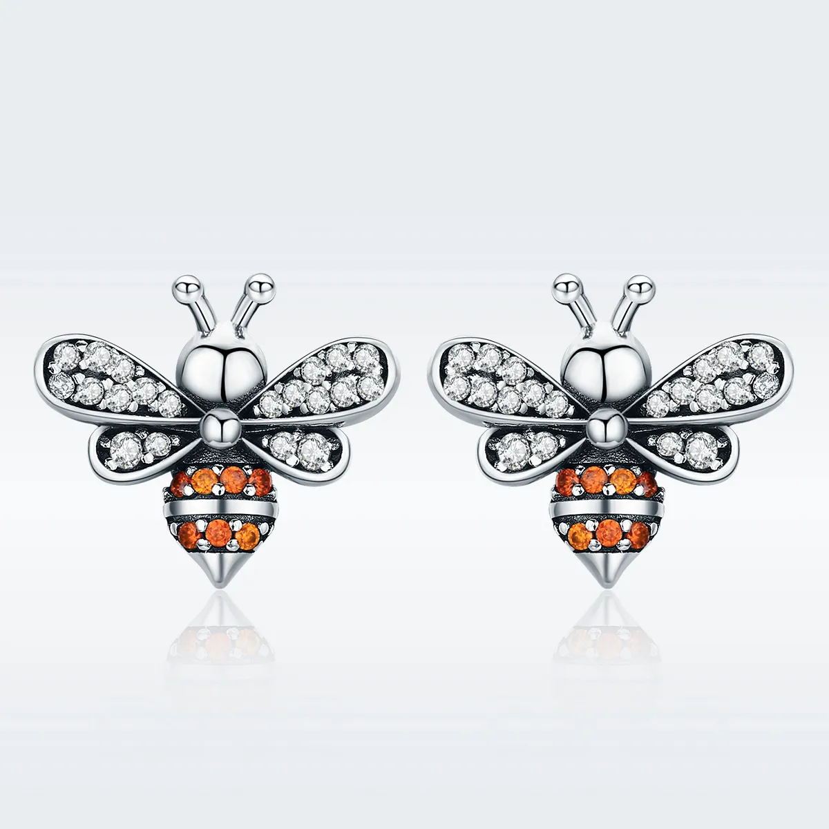 Pandora Style Silver Bee Story Stud øredobber - SCE344