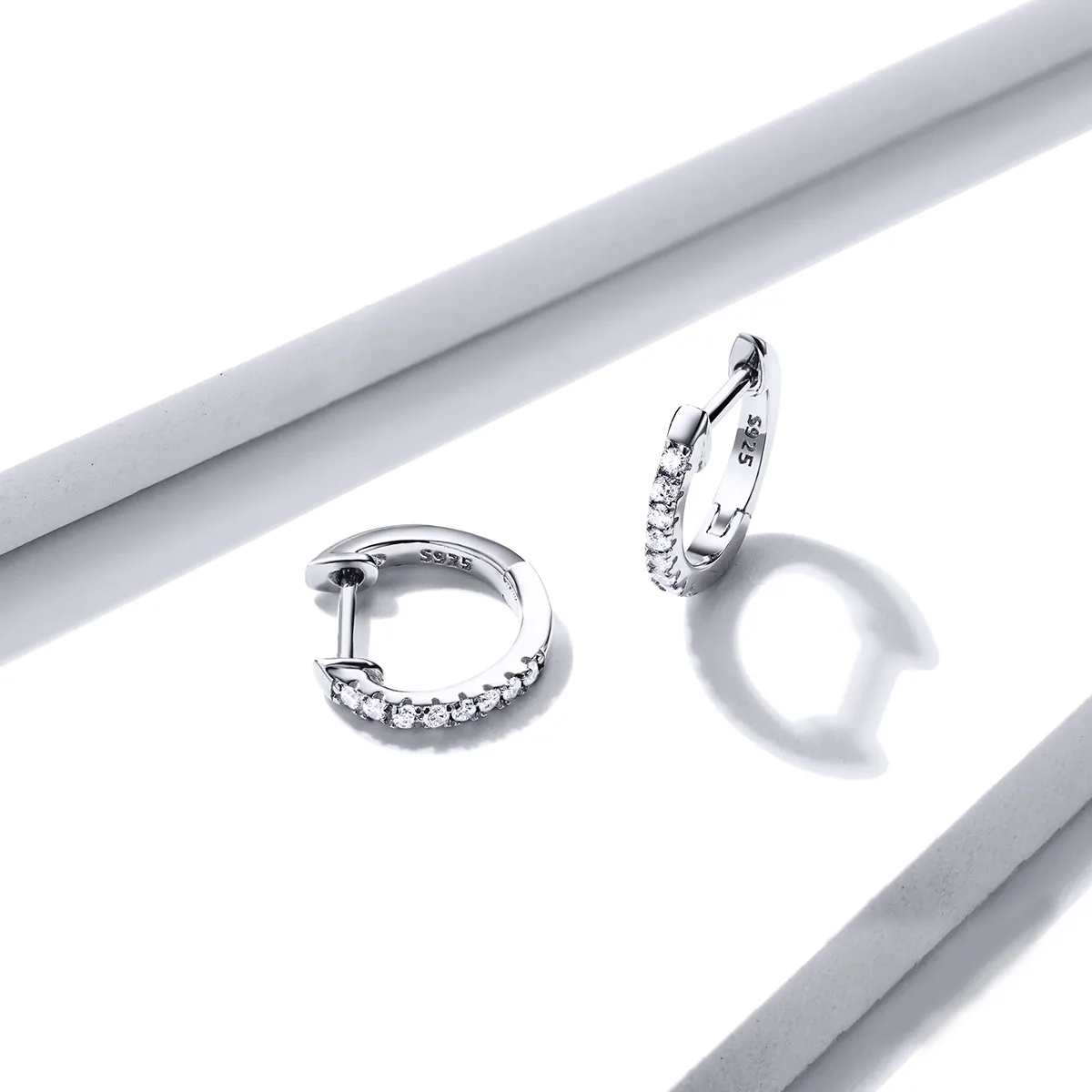 Pandora Style Silver Small Circle Hoop øredobber - SCE498-A