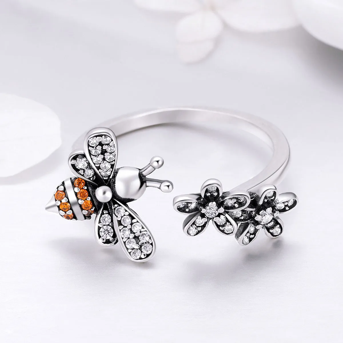 Pandora Style Silver Story of The Bee Ring - SCR422