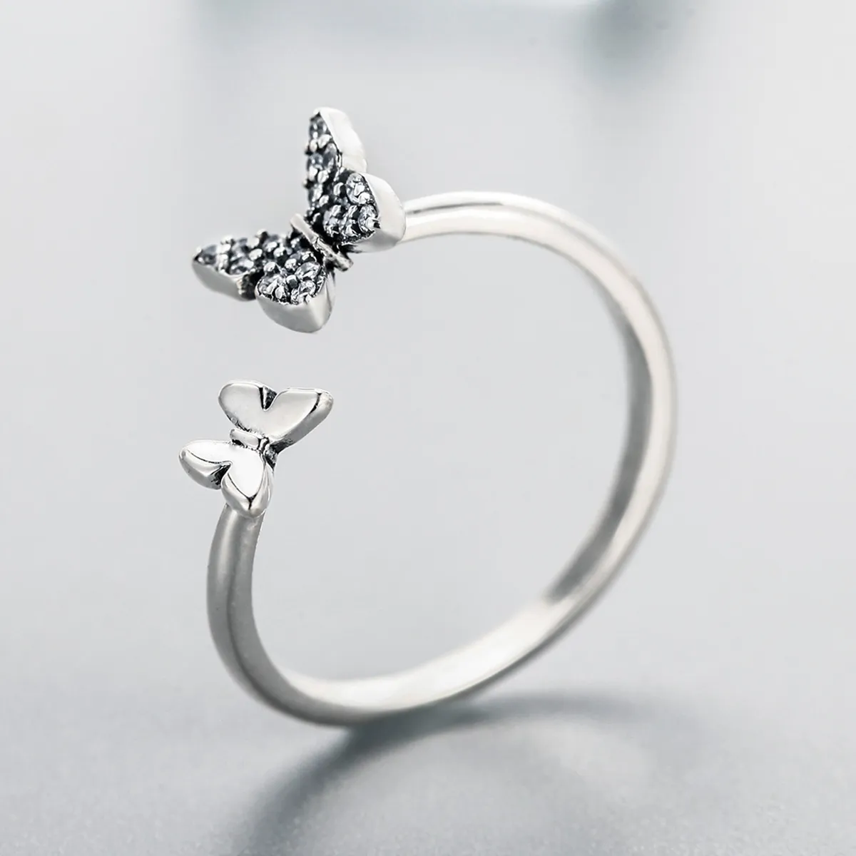 Pandora Style Sølv Butterfly Dance Ring - SCR087